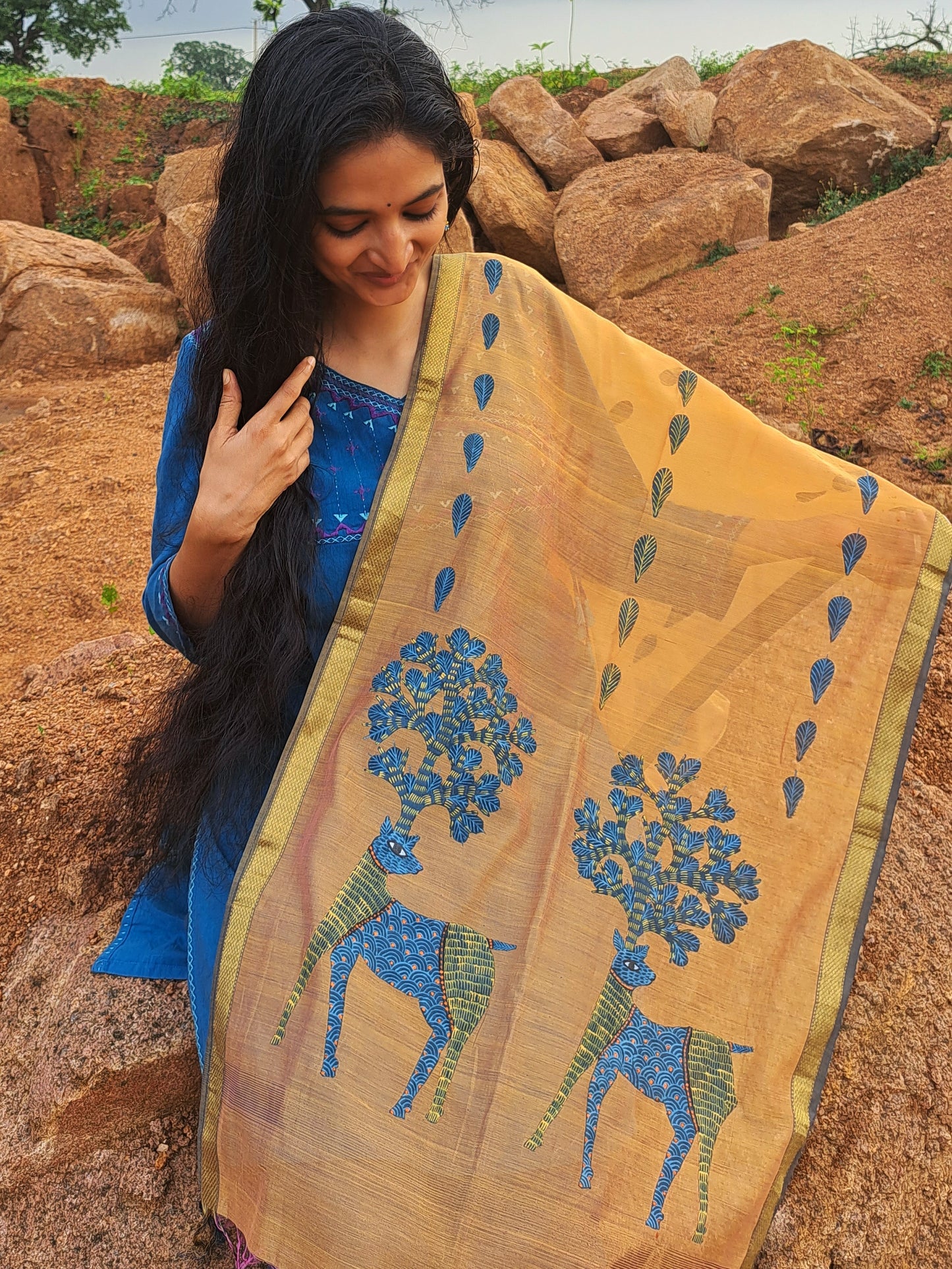 Original Gond Handpainted Handloom Maheshwari Silk Stole With Tassels